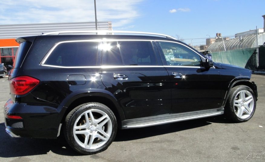 2016 Mercedes-Benz GL-Class GL 550 4MATIC®