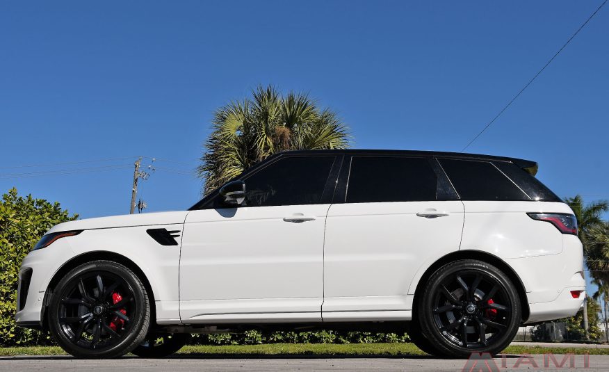 2020 Land Rover Range Rover SVR