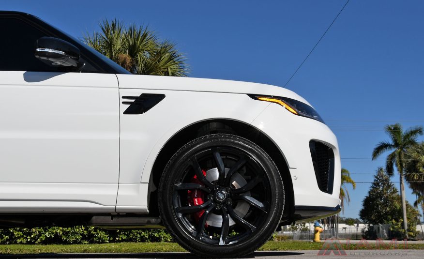 2020 Land Rover Range Rover SVR
