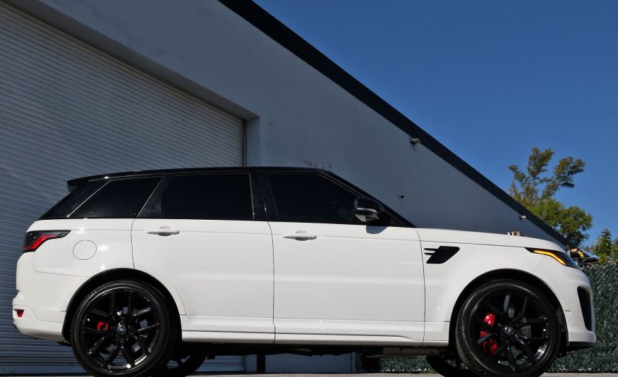 2020 Land Rover Range Rover SVR