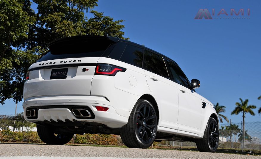 2020 Land Rover Range Rover SVR