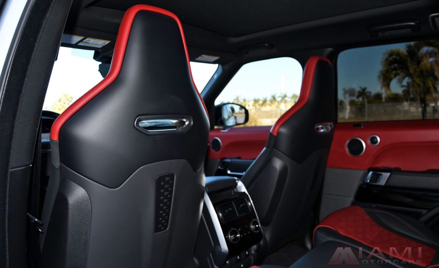 2020 Land Rover Range Rover SVR