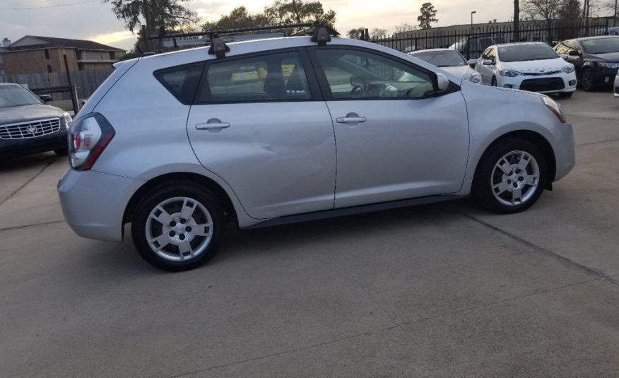 2009 Pontiac Vibe 4dr Hatchback