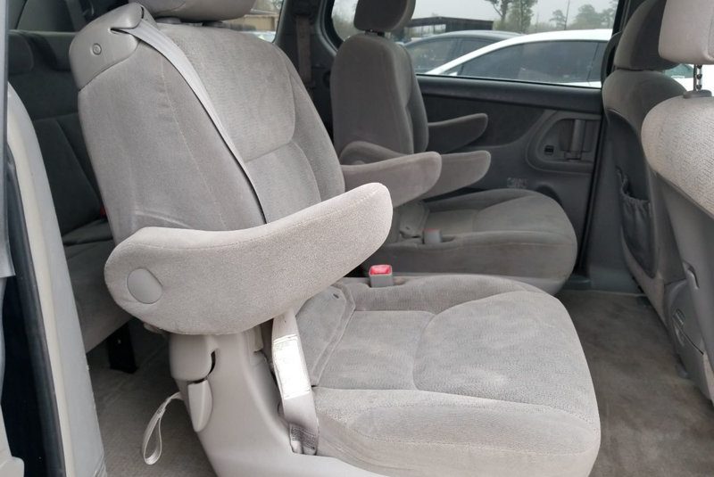 2005 Toyota Sienna
