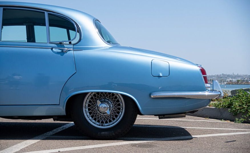 1967 Jaguar 420 Sport Saloon