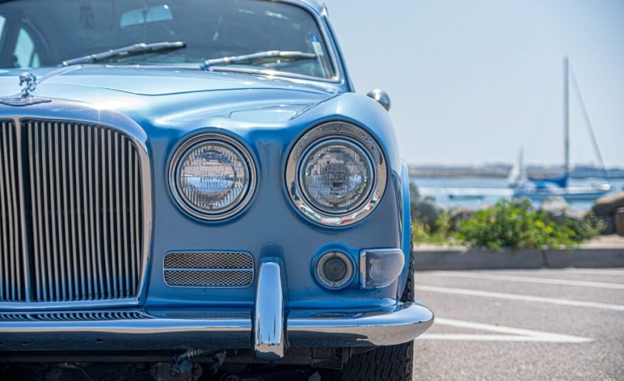 1967 Jaguar 420 Sport Saloon