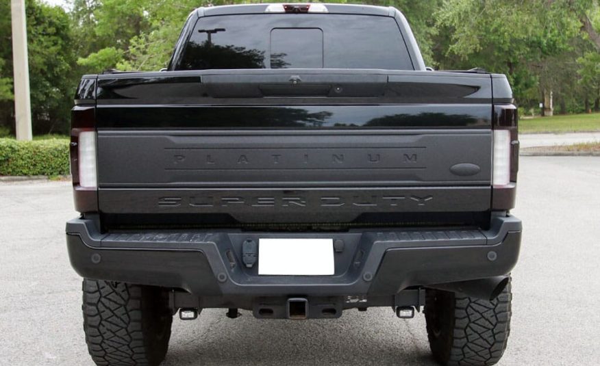 2017 Ford F-250 Super Duty Platinum Crew Cab Power Stroke
