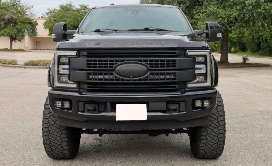 2017 Ford F-250 Super Duty Platinum Crew Cab Power Stroke