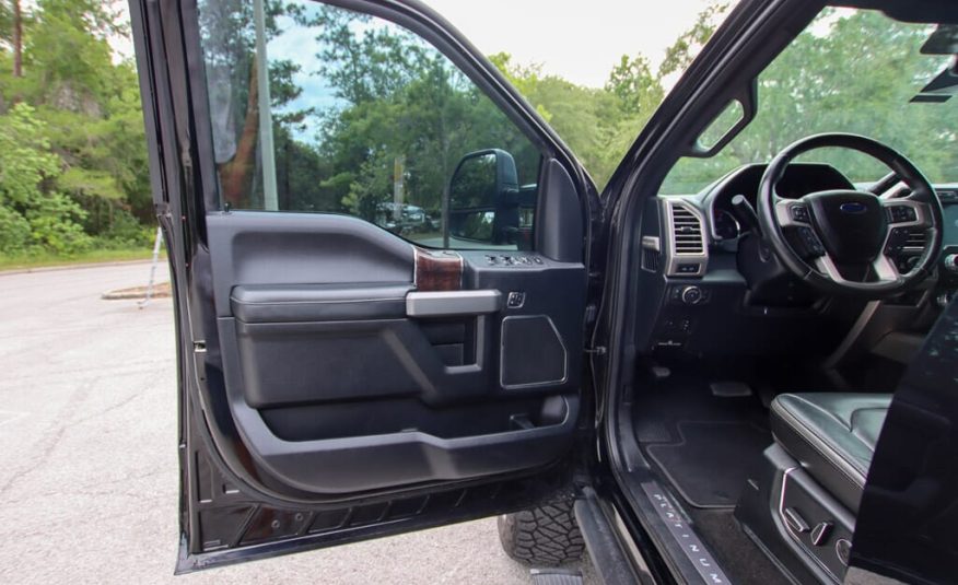 2017 Ford F-250 Super Duty Platinum Crew Cab Power Stroke
