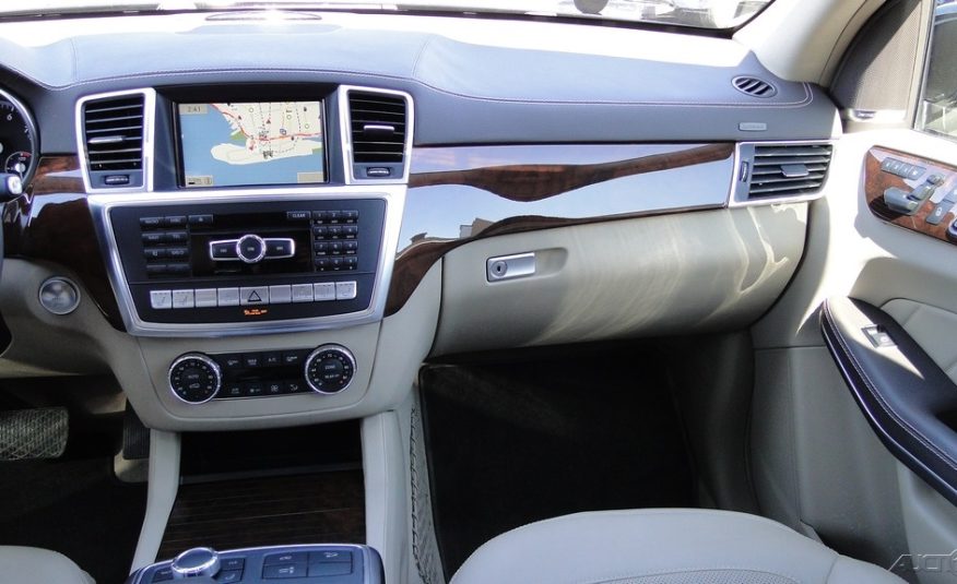 2016 Mercedes-Benz GL-Class GL 550 4MATIC®