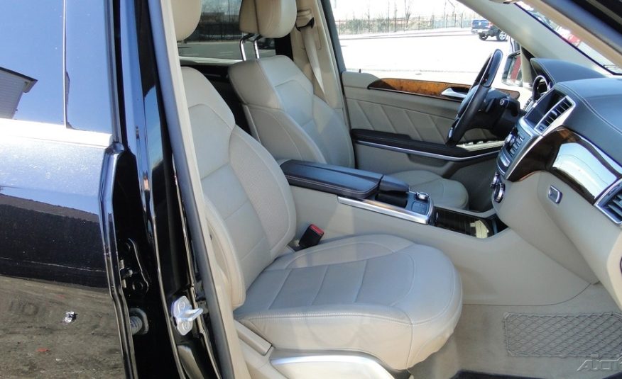 2016 Mercedes-Benz GL-Class GL 550 4MATIC®