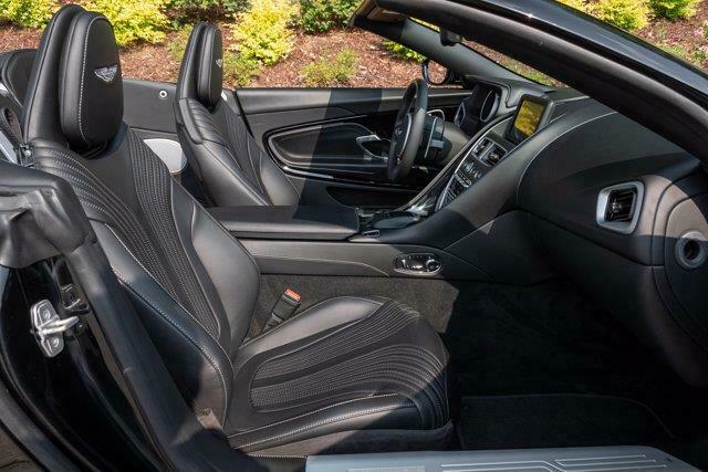 2020 Aston Martin DB11 2DR CPE VOLANTE