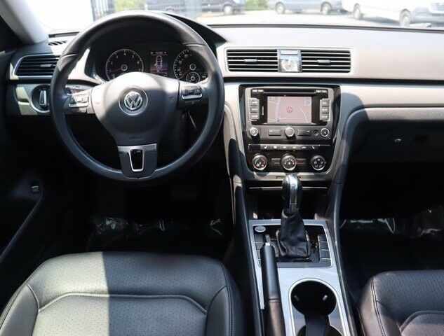 2014 Volkswagen Passat SE wSnrfNav