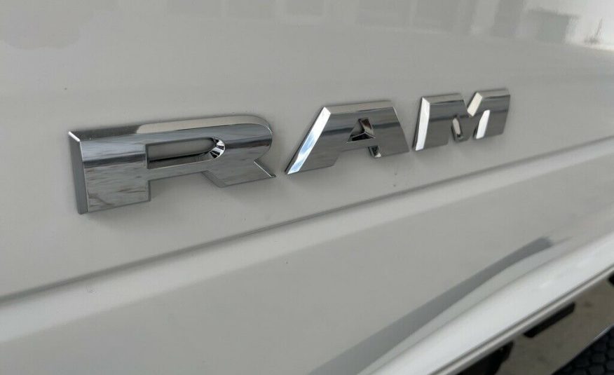 2022 Ram 5500HD Tradesman 716 Miles Cummins 6.7L I6 Turbodiesel Aisin 6-Speed