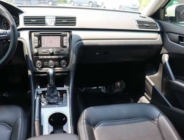 2014 Volkswagen Passat SE wSnrfNav