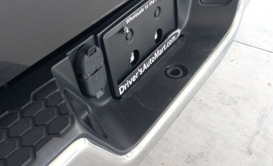 2019 Ram 1500 Classic SLT 61048 Miles Granite Crystal Metallic Clearcoat 4D Crew