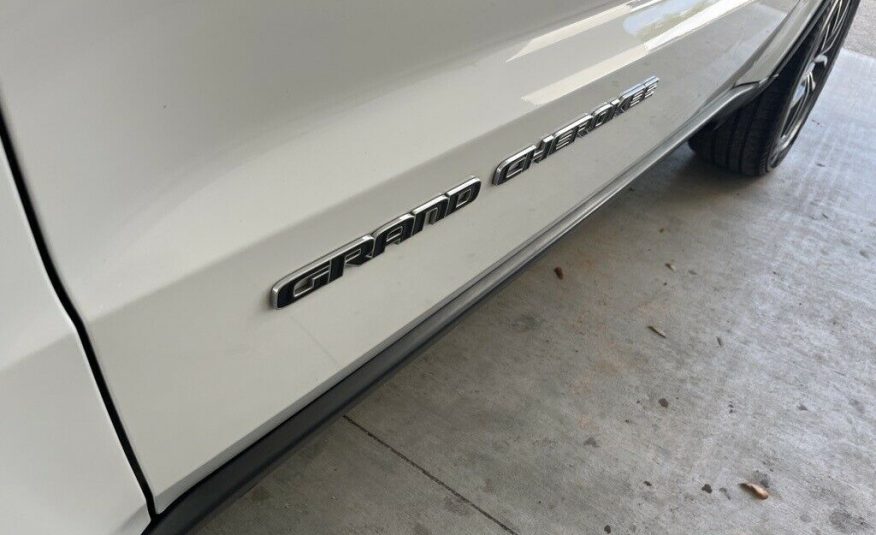 2019 Jeep Grand Cherokee Limited 21583 Miles Bright White Clearcoat 4D Sport Uti