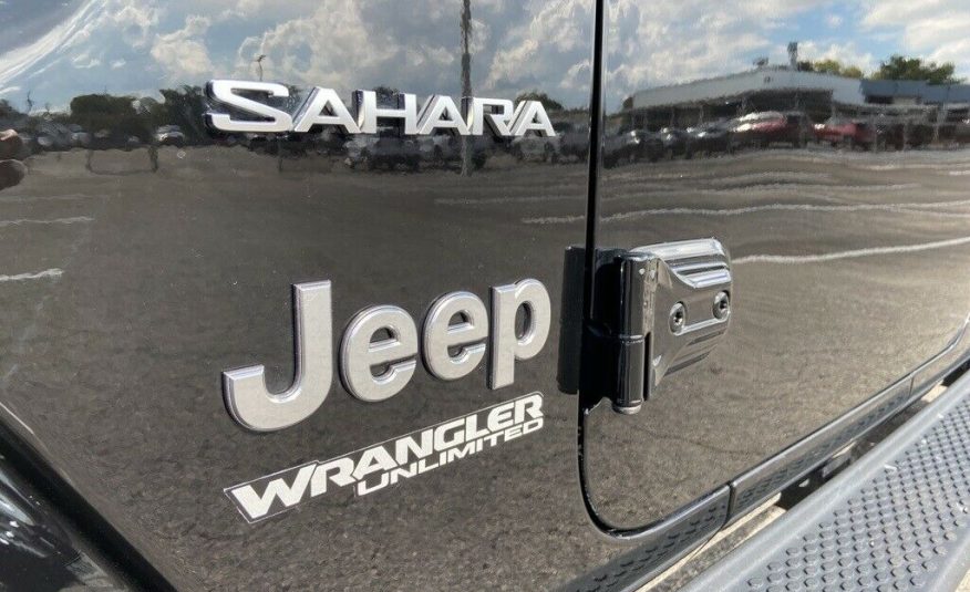 2018 Jeep Wrangler Unlimited Sahara 11445 Miles Black Clearcoat 4D Sport Utility