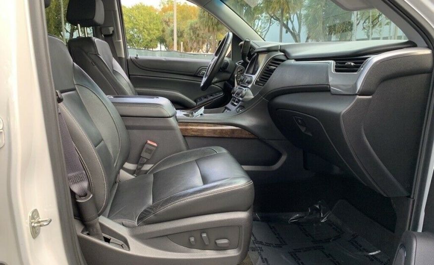 2017 Chevrolet Suburban LT 50741 Miles Iridescent Pearl Tricoat 4D Sport Utility