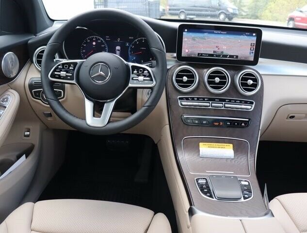 2021 Mercedes-Benz GLC GLC 300