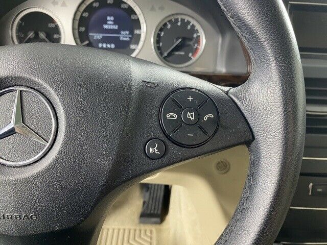 2010 Mercedes-Benz GLK GLK 350 103301