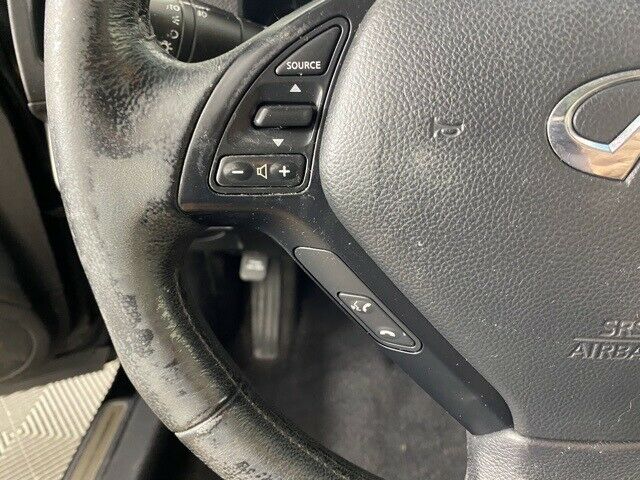 2011 INFINITI G25 X