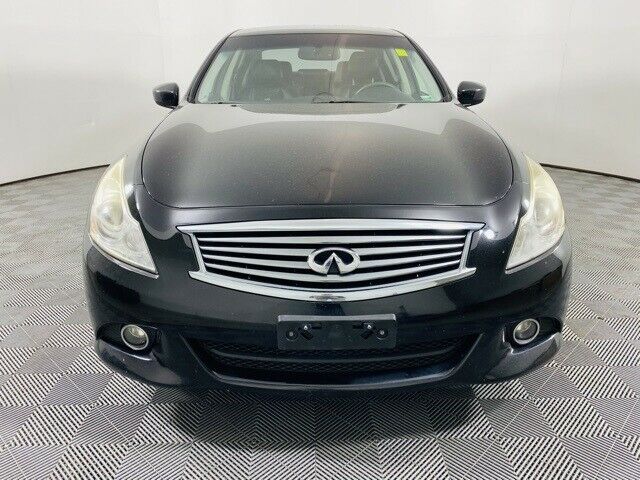 2011 INFINITI G25 X