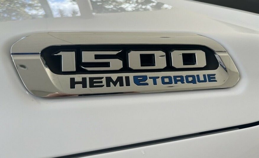 2021 Ram 1500 Big HornLone Star 855 Miles Bright White Clearcoat 4D Crew Cab HE