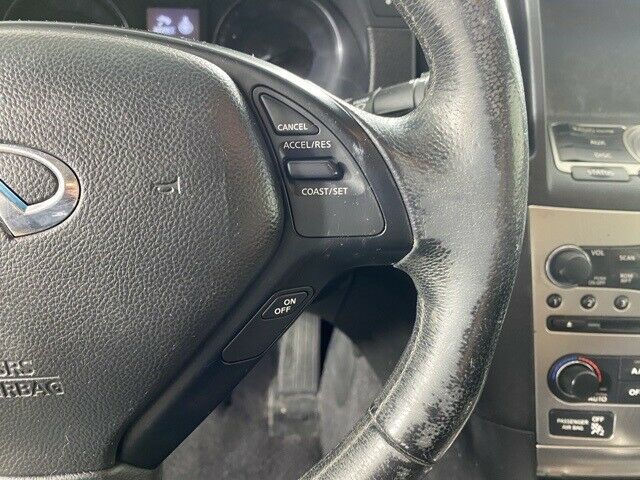 2011 INFINITI G25 X