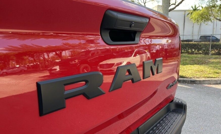 2021 Ram 1500 Rebel 9771 Miles Flame Red Clearcoat 4D Crew Cab HEMI 5.7L V8 Mult