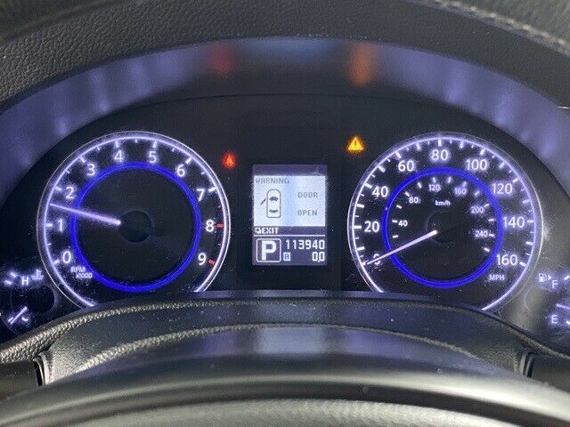 2011 INFINITI G25 X