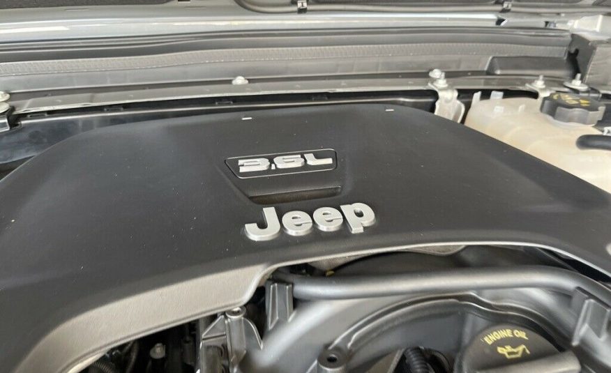 2021 Jeep Gladiator Mojave 11358 Miles Sting-Gray Clearcoat 4D Crew Cab 3.6L V6