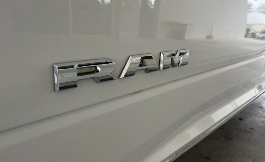 2021 Ram 2500 Laramie 5539 Miles Bright White Clearcoat 4D Crew Cab Cummins 6.7L