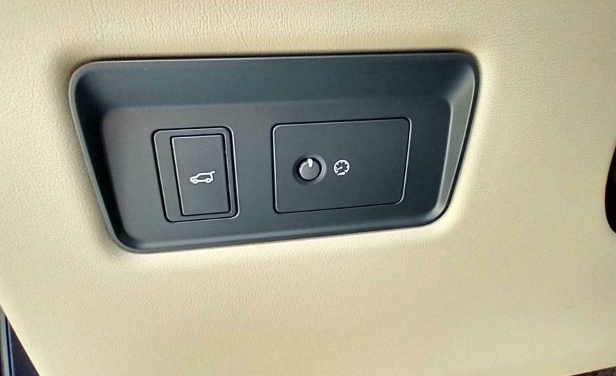 2021 Land Rover Range Rover P525 Westminster