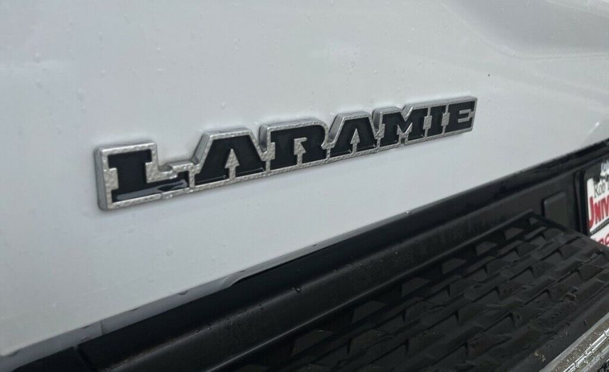 2021 Ram 2500 Laramie 6129 Miles Bright White Clearcoat 4D Crew Cab Cummins 6.7L