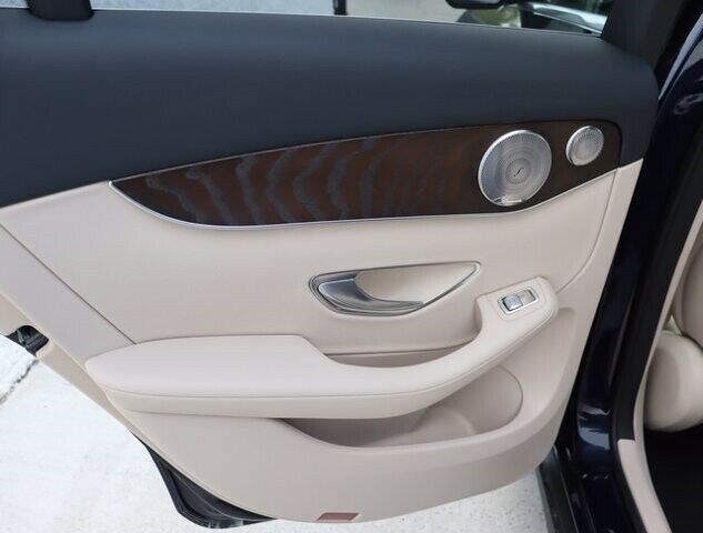 2021 Mercedes-Benz GLC GLC 300