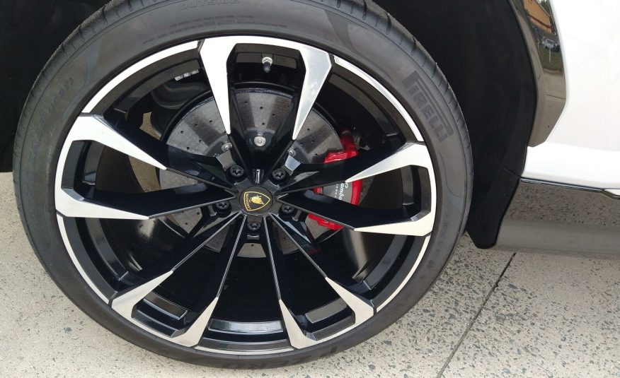 2020 Lamborghini Urus 4DR AWD