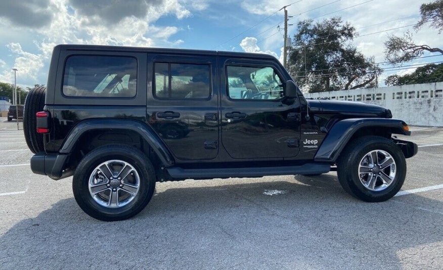 2018 Jeep Wrangler Unlimited Sahara 11445 Miles Black Clearcoat 4D Sport Utility