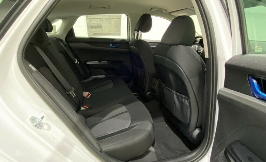 2022 Kia K5 LXS 10 Miles Glacial White Pearl 4D Sedan I4 8-Speed Automatic