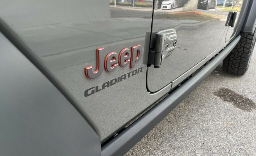 2021 Jeep Gladiator Mojave 11358 Miles Sting-Gray Clearcoat 4D Crew Cab 3.6L V6