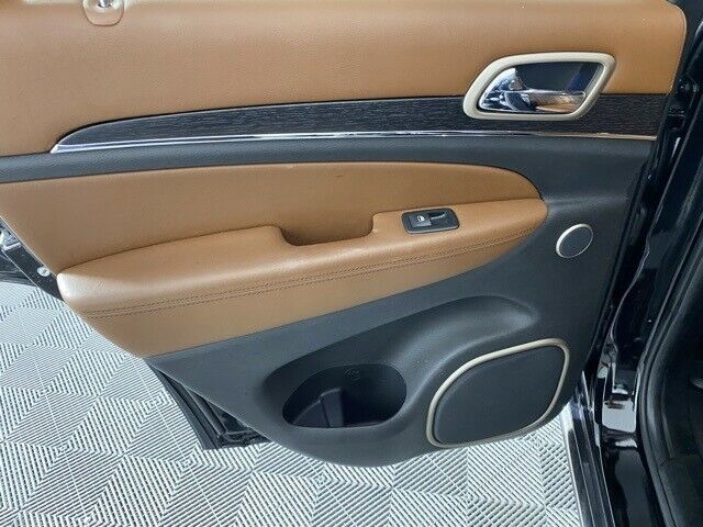 2017 Jeep Grand Cherokee Summit