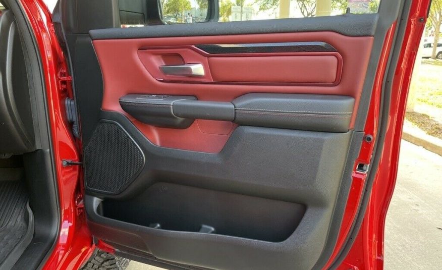 2021 Ram 1500 Rebel 9771 Miles Flame Red Clearcoat 4D Crew Cab HEMI 5.7L V8 Mult