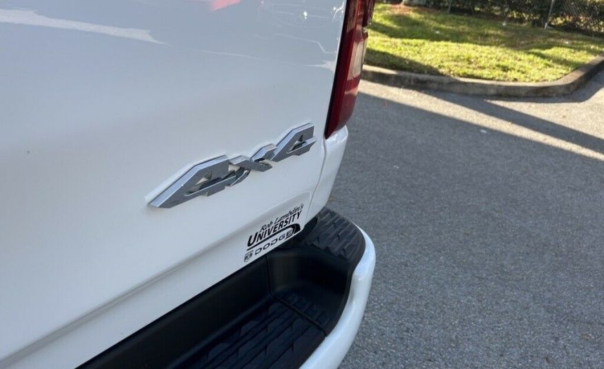 2021 Ram 1500 Laramie 17699 Miles Bright White Clearcoat 4D Crew Cab HEMI 5.7L V
