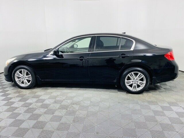 2011 INFINITI G25 X