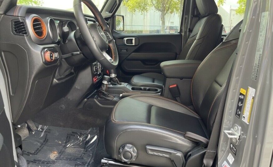 2021 Jeep Gladiator Mojave 11358 Miles Sting-Gray Clearcoat 4D Crew Cab 3.6L V6