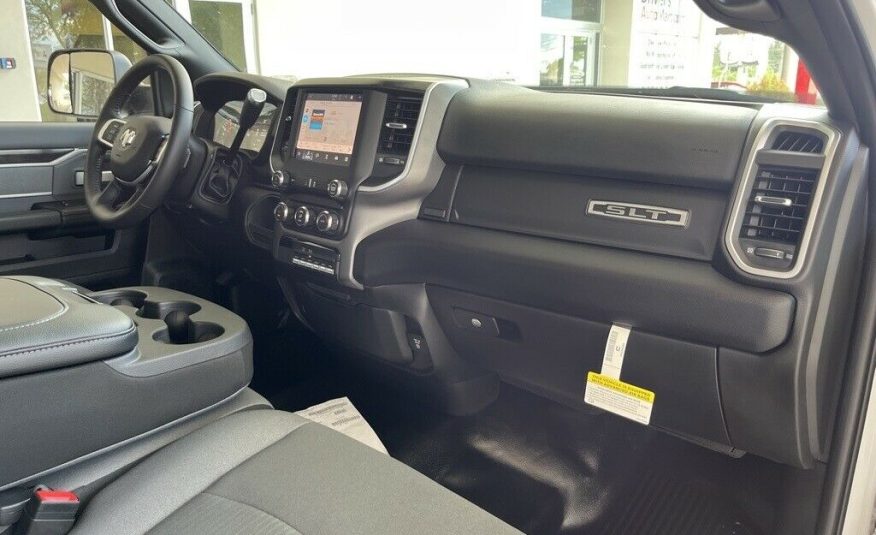 2022 Ram 5500HD Tradesman 716 Miles Cummins 6.7L I6 Turbodiesel Aisin 6-Speed