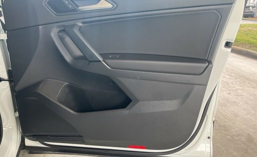 2019 Volkswagen Tiguan 2.0T SE 83586 Miles Pure White 4D Sport Utility 2.0L TSI