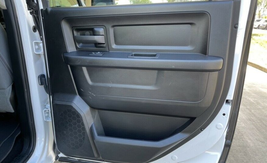 2016 Ram 1500 Tradesman 91337 Miles Bright White Clearcoat 4D Crew Cab 3.6L V6 2
