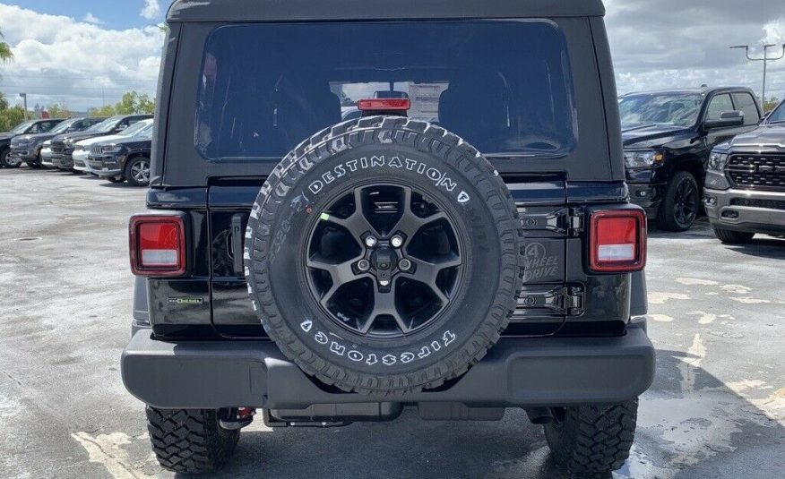 2022 Jeep Wrangler Unlimited Willys 24 Miles Black Clearcoat 4D Sport Utility 3.