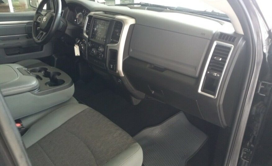 2019 Ram 1500 Classic SLT 61048 Miles Granite Crystal Metallic Clearcoat 4D Crew